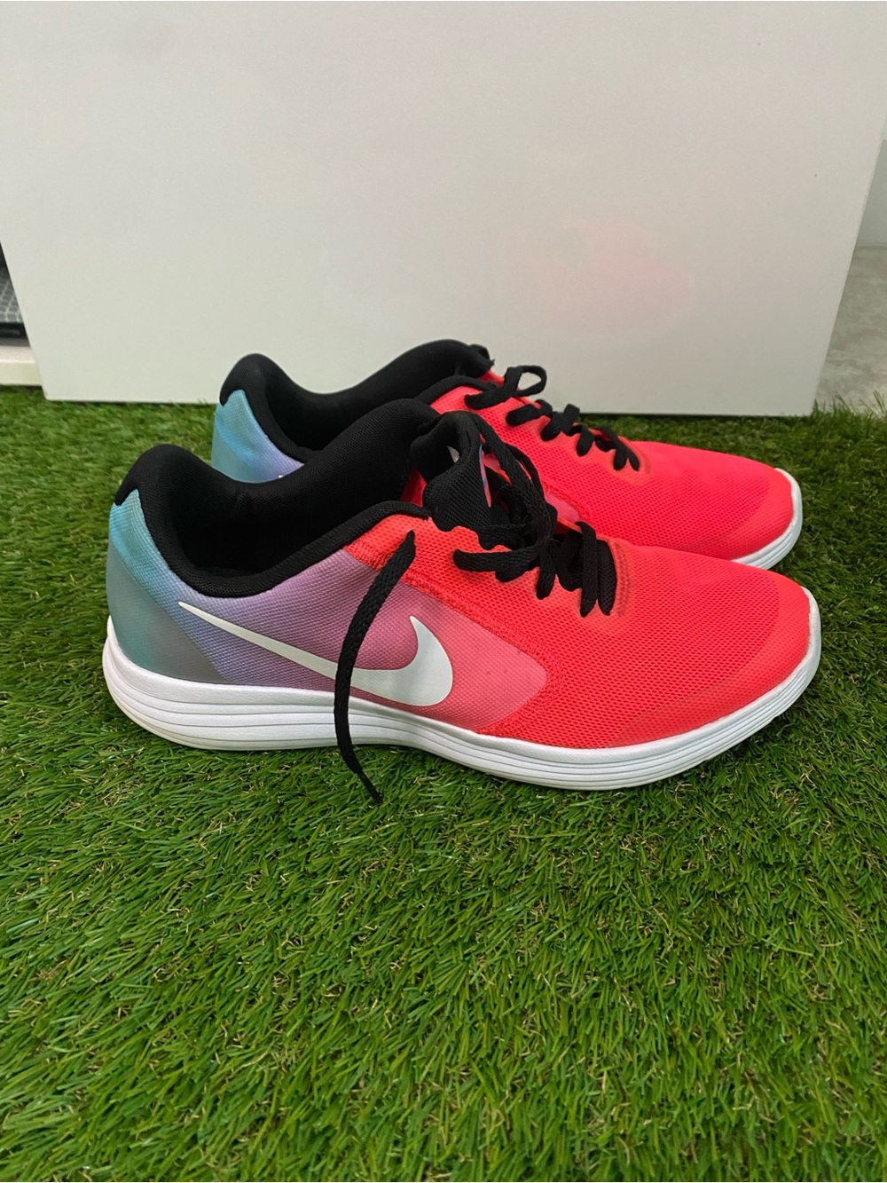 Nike Kids Coral Mesh Sneakers with Iridescent Heel and White Swoosh